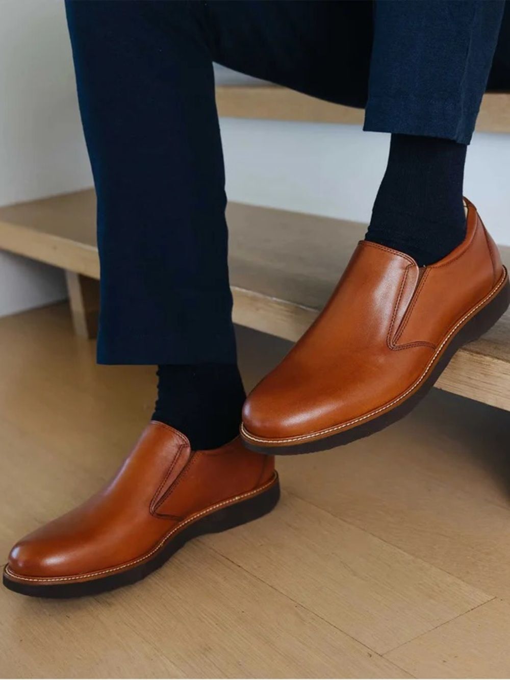 Samuel Hubbard Frequent traveler loafer in whiskey tan leather • Sz 11.5